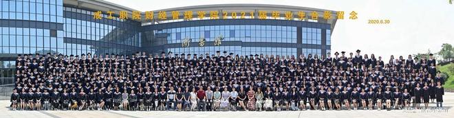 照合影拍摄尺寸选择攻略凯发K8国际版成都集体(图3)