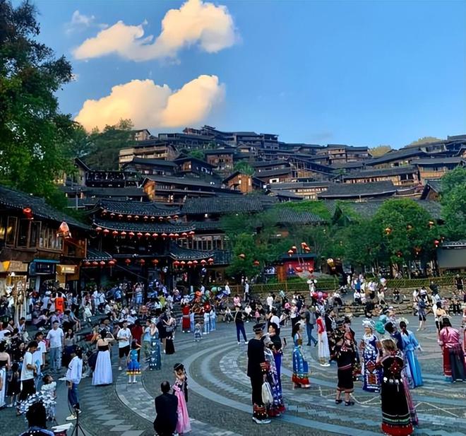 人均报价贵州6日游宝藏景点路线两人去贵州旅行六天五晚旅游团(图2)
